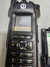 Load image into Gallery viewer, Motorola APX6000 P25 800 MHz Two Way Radio with Charger H98UCH9PW7AN
