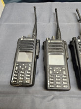 Load image into Gallery viewer, THREE Motorola MotoTRBO XPR7550 UHF 403-512 MHz Two Way Radio AAH56RDN9KA1AN
