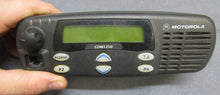 Load image into Gallery viewer, Motorola CDM1250 450-512 MHz UHF 40W Remote Head Two Way Radio AAM25SKD9PW2AN
