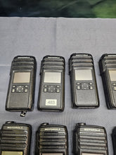 Load image into Gallery viewer, Lot of TEN Motorola DTR700 DTS150NBDLAA 900Mhz Two Way Radio - Parts or Repair
