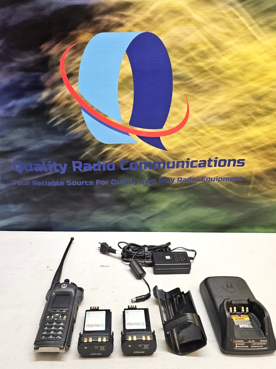Motorola APX6000 P25 800 MHz Two Way Radio with Charger H98UCH9PW7AN