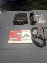 Load image into Gallery viewer, Motorola CDM1250 AAM25RKD9AA2AN UHF 403-470Mhz  40 Watt  Mobile Two Way Radio
