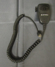 Load image into Gallery viewer, Motorola CDM1550 LS+ 403-470 MHz UHF Two Way Radio w Mic AAM25SKF9DP6AN
