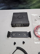 Load image into Gallery viewer, Motorola XPR4550 45W 136-174 MHz VHF Two Way Radio AAM27JQH9LA1AN w Mic
