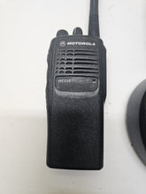 Load image into Gallery viewer, MOTOROLA HT750 136-174 MHz VHF 16ch TWO WAY RADIO AAH25KDC9AA3AN w Charger
