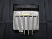 Load image into Gallery viewer, Motorola CDM1250 AAM25RKD9AA2AN UHF 403-470Mhz  40 Watt  Mobile Two Way Radio

