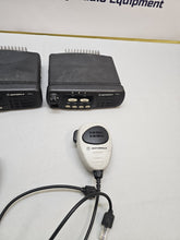 Load image into Gallery viewer, FOUR Motorola CDM750 25 Watt 136-174 MHz VHF Two Way Radio w Mic AAM25KHC9AA1AN
