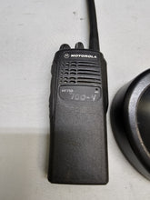 Load image into Gallery viewer, MOTOROLA HT750 136-174 MHz VHF 16ch TWO WAY RADIO AAH25KDC9AA3AN w Charger
