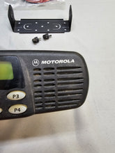 Load image into Gallery viewer, Motorola CDM1550 LS+ 403-470 MHz UHF Two Way Radio w Mic AAM25RKF9DP6AN
