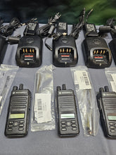 Load image into Gallery viewer, 5 Motorola MOTOTRBO XPR3500e 403-512 MHz UHF Two Way Radio AAH02RDH9VA1AN AMA
