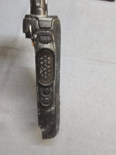 Load image into Gallery viewer, Motorola MOTOTRBO R7 403-512 MHz UHF Two Way Radio w Charger AAH06RDN9WA1AN
