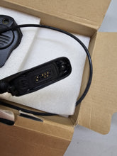 Load image into Gallery viewer, VIDMIC VIDMIC106 Video Audio Camera Recorder Speaker Mic for XPR APX Radios
