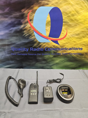 Motorola HT1250 403-470 MHz UHF Two Way Radio w Charger AAH25RDF9AA5AN