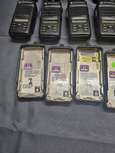 Load image into Gallery viewer, 40 Motorola MOTOTRBO XPR3500e 403-512 MHz UHF Two Way Radio AAH02RDH9VA7AN AMA
