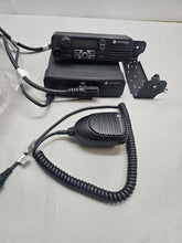 Load image into Gallery viewer, Motorola MOTOTRBO XPR4550 403-470 MHz UHF 40w Remote Head Two Way Radio
