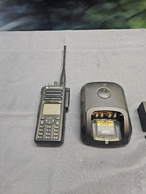 Load image into Gallery viewer, Motorola MOTOTRBO XPR7580 800/900 MHz two Way Radio w Connect Plus
