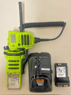 MOTOROLA APX 7000 XE Dual Band VHF 7-800 P25 TDMA Two Way Radio H49TGD9PW1AN