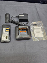 Load image into Gallery viewer, MOTOTRBO XPR3500e 403-512MHz UHF Two Way Radio AAH02RDH9VA1AN w Charger &amp; Mic
