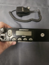 Load image into Gallery viewer, Motorola PM400 438-470 MHz UHF 25w Two Way Radio w Mic AAM50RNF9AA3AN
