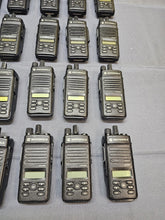 Load image into Gallery viewer, 40 Motorola MOTOTRBO XPR3500e 403-512 MHz UHF Two Way Radio AAH02RDH9VA1AN AMA
