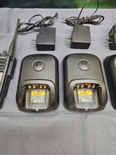 Load image into Gallery viewer, THREE Motorola MotoTRBO XPR7550 UHF 403-512 MHz Two Way Radio AAH56RDN9KA1AN
