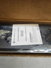 Load image into Gallery viewer, Motorola PMPN4465A PMPN4464A 6 Bank Charger For DTR600 and DTR700 Two Way Radios

