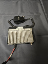 Load image into Gallery viewer, Motorola PM400 438-470 MHz UHF 25w Two Way Radio w Mic AAM50RNF9AA3AN
