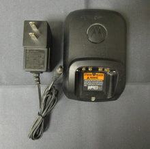 Load image into Gallery viewer, Motorola XPR7550e 403-512 MHz UHF Two Way Radio w Charger AAH56RDN9WA1AN
