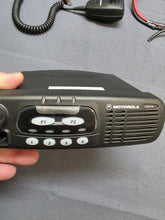 Load image into Gallery viewer, Motorola CDM750 403-470 MHz UHF 25W Mobile Two Way Radio AAM25RHC9AA1AN w Mic
