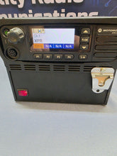 Load image into Gallery viewer, Motorola MOTOTRBO XPR5550 403-470 MHz UHF Base Station Radio w Astron Power
