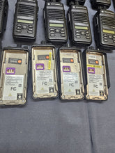 Load image into Gallery viewer, 31 Motorola MOTOTRBO XPR3500e 403-512 MHz UHF Two Way Radio AAH02RDH9VA1AN AMA
