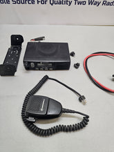 Load image into Gallery viewer, Motorola Radius CM300 438-470 MHz UHF 40 WATT Two Way Radio AAM50RPF9AA1AN w Mic
