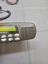 Load image into Gallery viewer, Motorola CDM1550 LS+ 136-174 MHz 45 Watt VHF Two Way Radio AAM25KKF9DP6AN w Mic
