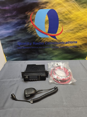 Motorola MOTOTRBO XPR5550e 450-512 MHz UHF Two Way Radio w Mic AAM28TRN9WA1AN