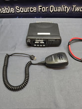 Load image into Gallery viewer, Motorola CDM750 403-470 MHz UHF 25W Mobile Two Way Radio AAM25RHC9AA1AN w Mic

