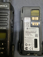 Load image into Gallery viewer, Lot of 10 Motorola MOTOTRBO XPR3500e 403-512MHz UHF Two Way Radio AAH02RDH9VA1AN
