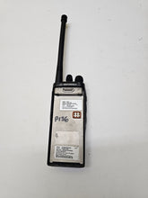 Load image into Gallery viewer, MOTOROLA HT750 136-174 MHz VHF 16ch TWO WAY RADIO AAH25KDC9AA3AN
