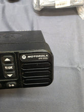 Load image into Gallery viewer, Motorola MOTOTRBO XPR5550e 403-470Mhz UHF 45W Two Way Radio AAM28QPN9WA1AN
