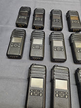 Load image into Gallery viewer, Lot of 13 Working Motorola DTR700 DTS150NBDLAA 900Mhz Two Way Radio
