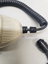 Load image into Gallery viewer, Motorola XTL2500 450-520 MHz UHF Remote Head Two Way Radio M21SSM9PW1AN
