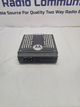 Load image into Gallery viewer, Motorola XTL2500 450-520 MHz UHF Two Way Radio M21SSM9PW1AN - BRICK ONLY
