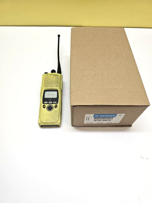 Yellow Motorola XTS5000R 800 MHz P25 Two Way Radio H18UCF9PW6AN w NEW Charger