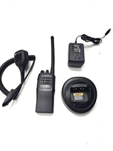 Load image into Gallery viewer, Motorola HT750 35-50 MHz Low Band Two Way Radio w Charger &amp; Mic AAH25CEC9AA3AN
